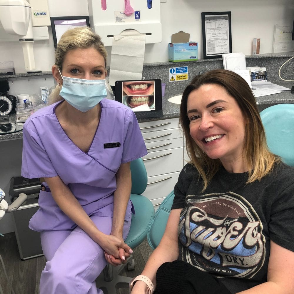 Dr Theodora Bravis performing Plex-R Plasma Therapy for skin tightening at Thames Dental and Skin, Thames Ditton in Surrey